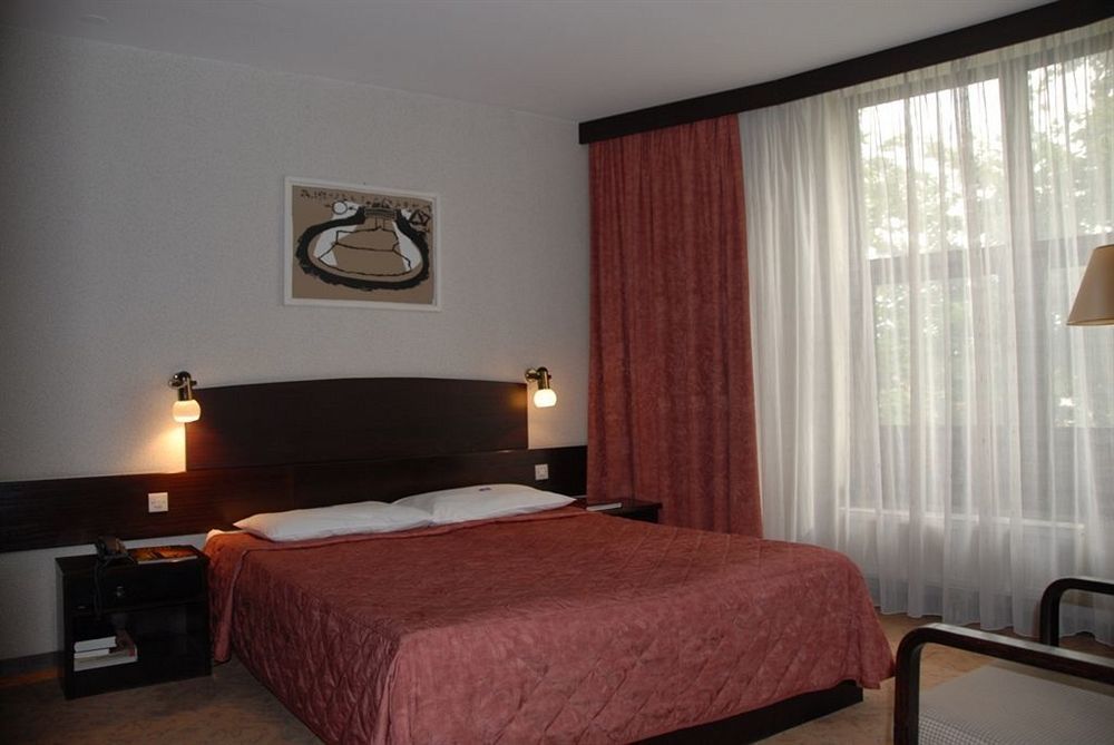 Go Cracow Resort Krakow Room photo